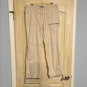 Old Navy Light Tan Cargo Pants with Pockets And Zippers